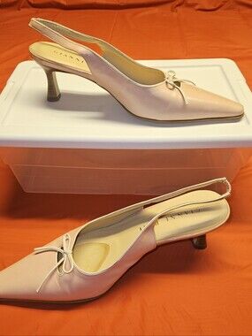 Gianni Bini Blush Pink w/White Tied Bow Pointed Slingback Kitten Heels 7.5 GUC